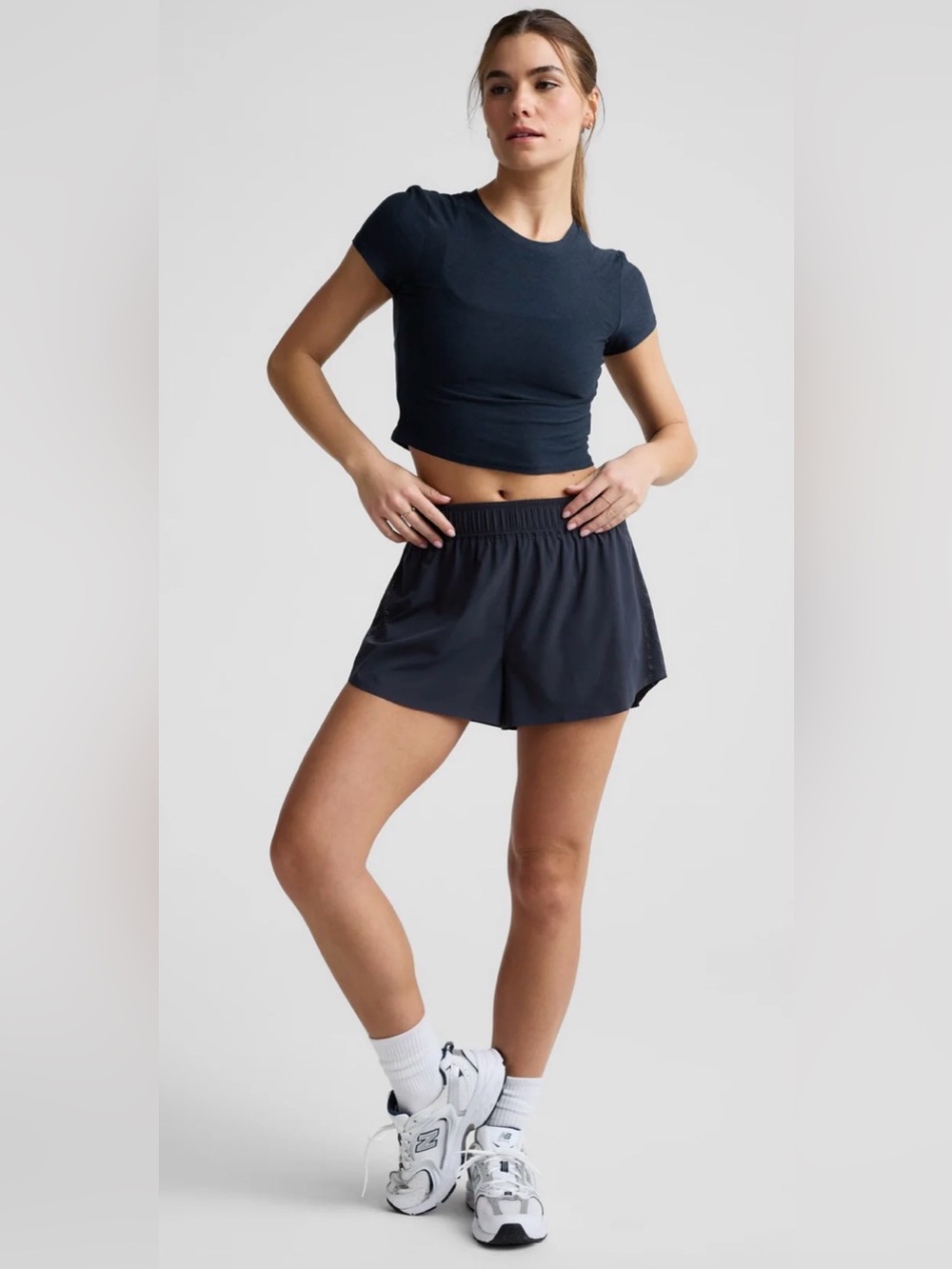 Beyond Yoga Solemate 2.5” Short size Small in Nocturnal Navy